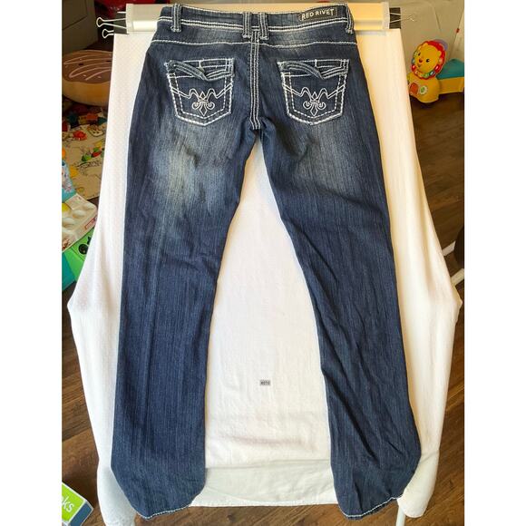Red Rivet Women Jeans size 9 Blue Straight Leg Slim Fit Low Rise Stretch - Picture 11 of 11